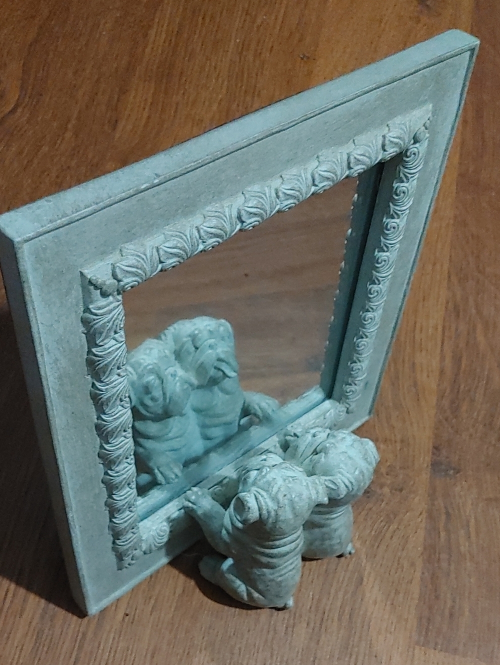 Decorative Bulldog Mirror in Mint Green